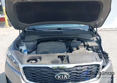 2019 Kia Sorento Lx/S z USA, uszkodzony, nr VIN 5XYPGDA59KG480175